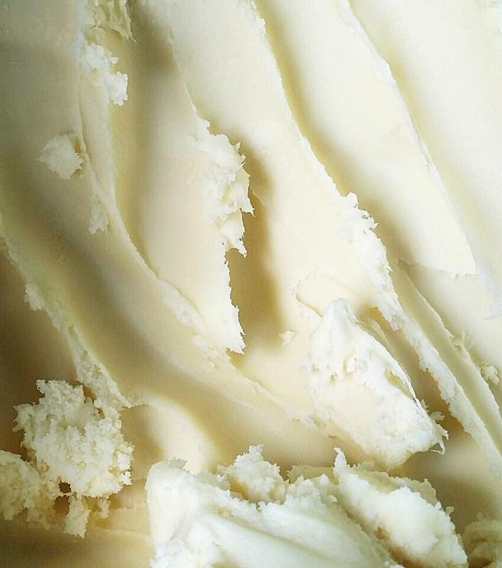 Organic Unrefined East African Shea Butter (Vitellaria nilotica)